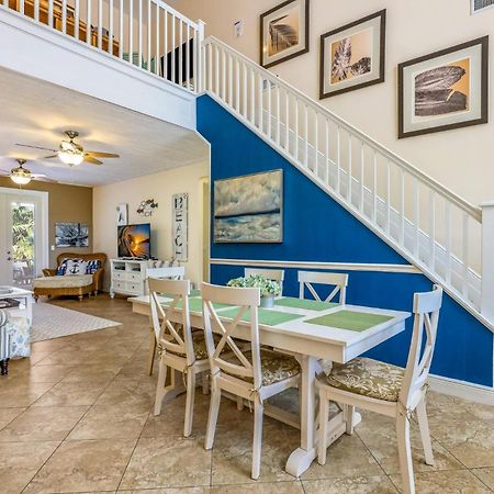הולמס ביץ' Coconut Cottage מראה חיצוני תמונה